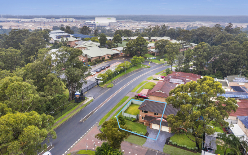 1/2 Roberts Road, CASULA, NSW 2170 AUS