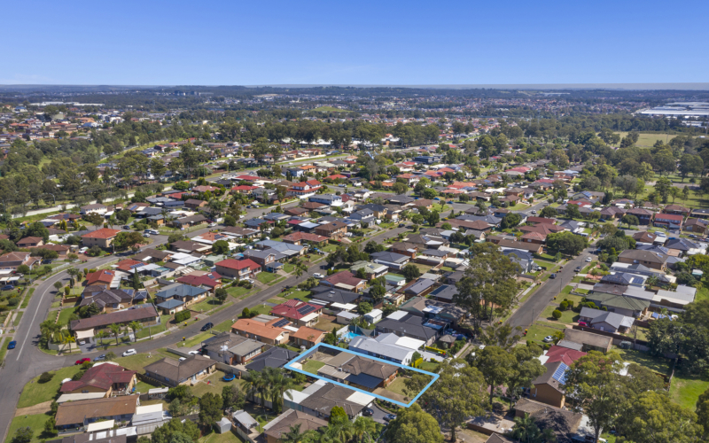 11 Darling Avenue, LURNEA, NSW 2170 AUS