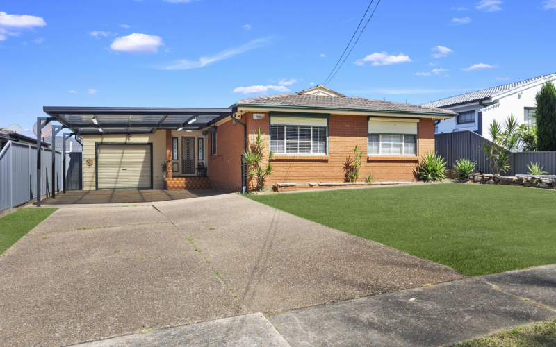 11 Darling Avenue, LURNEA, NSW 2170 AUS