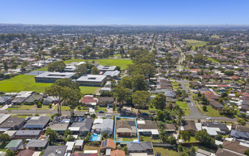 11 Darling Avenue, LURNEA, NSW 2170 AUS
