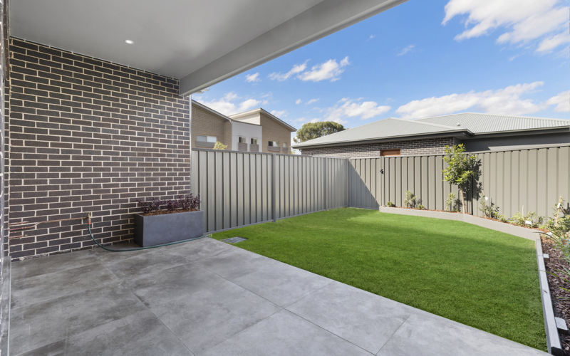 2/6 Maryvale Avenue, LIVERPOOL, NSW 2170 AUS