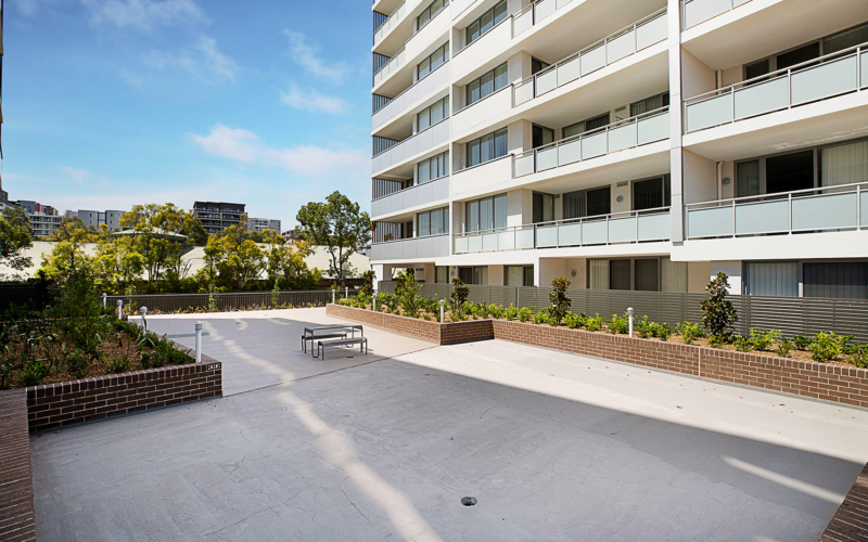 18/57-59 Lachlan St, WARWICK FARM, NSW 2170 AUS